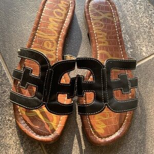 Black Sam Edelman Slide Sandals on Brown Croc Insole